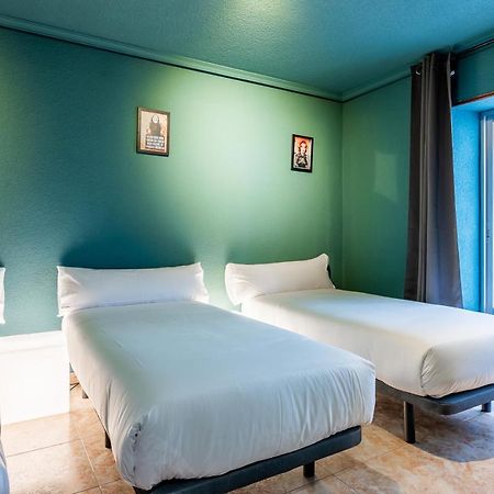 Ideal Hostel マドリード エクステリア 写真
