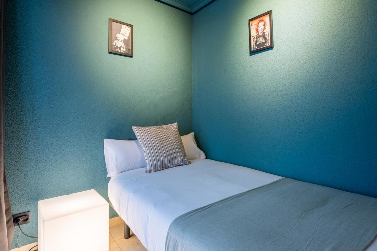 Ideal Hostel マドリード エクステリア 写真