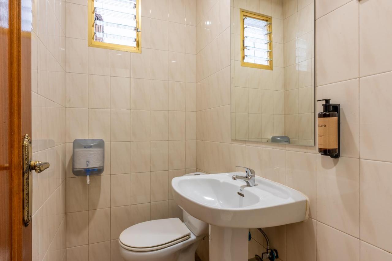 Ideal Hostel マドリード エクステリア 写真