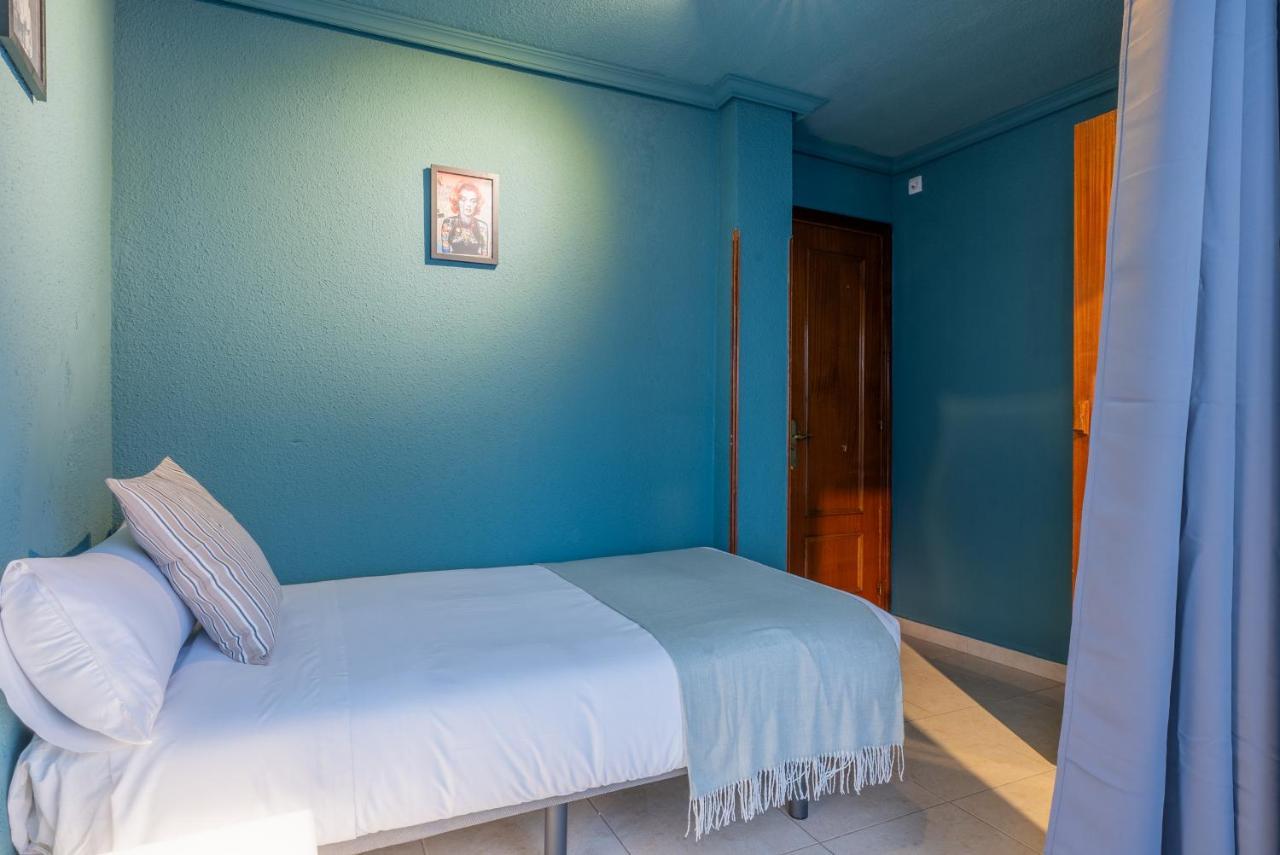 Ideal Hostel マドリード エクステリア 写真