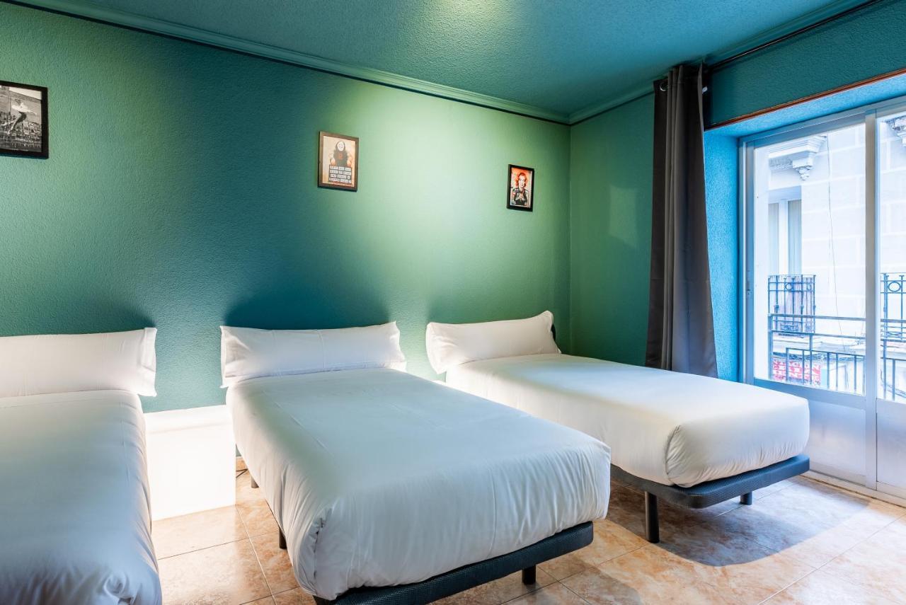 Ideal Hostel マドリード エクステリア 写真